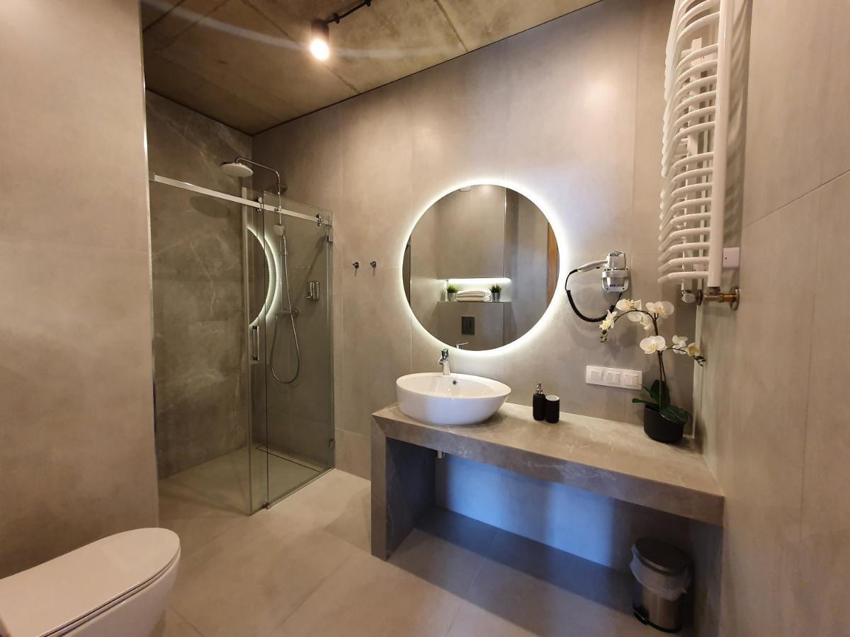 15 Pietro Sokolska 30 Towers Apartments - New - Lux - Parking - Sauna - Gym- And The Best View In カトヴィツェ エクステリア 写真
