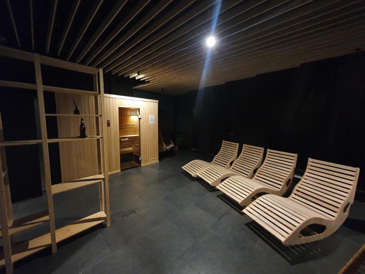 15 Pietro Sokolska 30 Towers Apartments - New - Lux - Parking - Sauna - Gym- And The Best View In カトヴィツェ エクステリア 写真